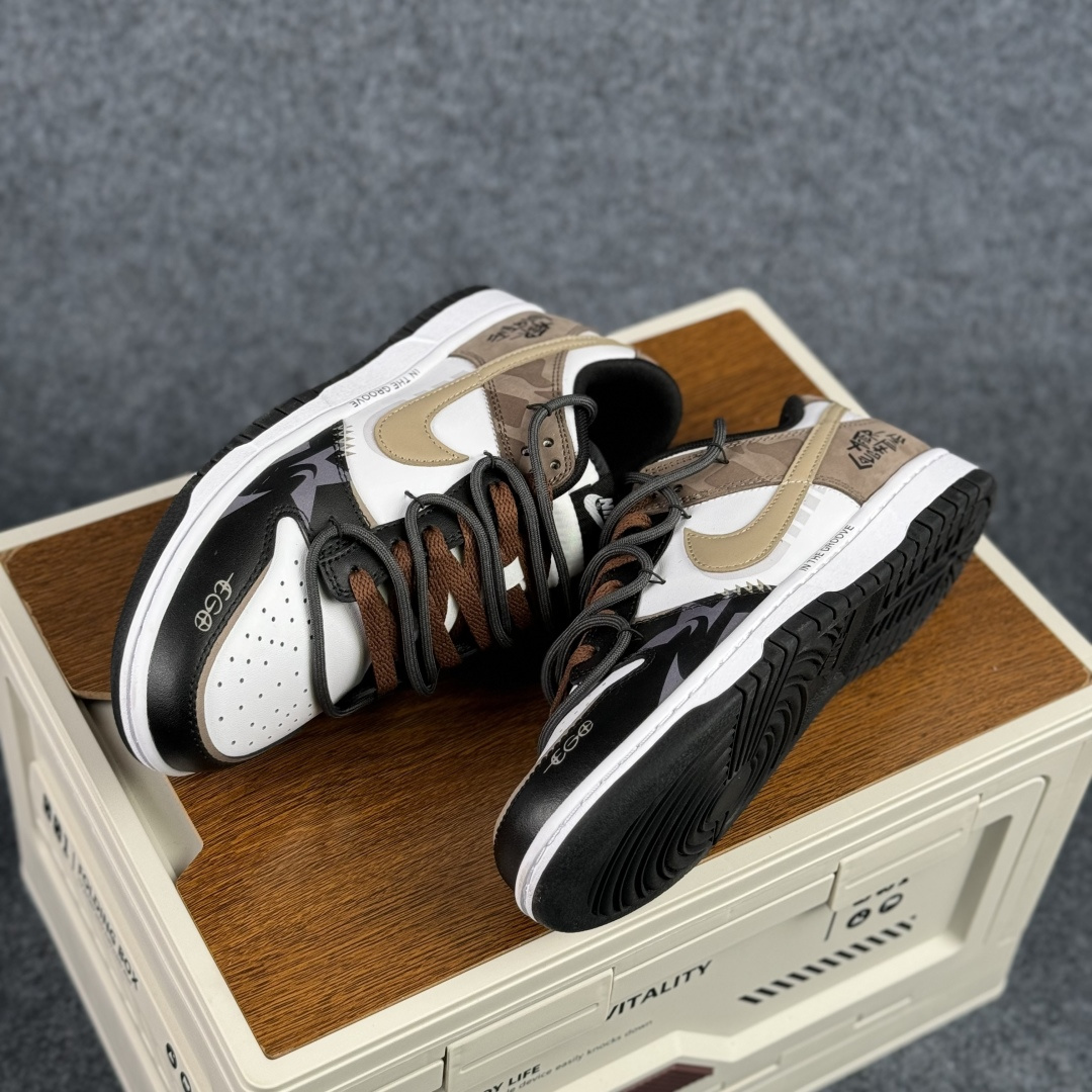 280 Nike SB Dunk Low 绑带 周年高端定制 低帮休闲板鞋 HF5441-100-Chinese UA Cheap High Quatity Brand Clothes Bags handbags Sneakers wholesale wholesaler seller from China Factory suppliers Fashion Clothing Shoes best Quality Beautiful Price 280 Nike SB Dunk Low 绑带 周年高端定制 低帮休闲板鞋 HF5441-100