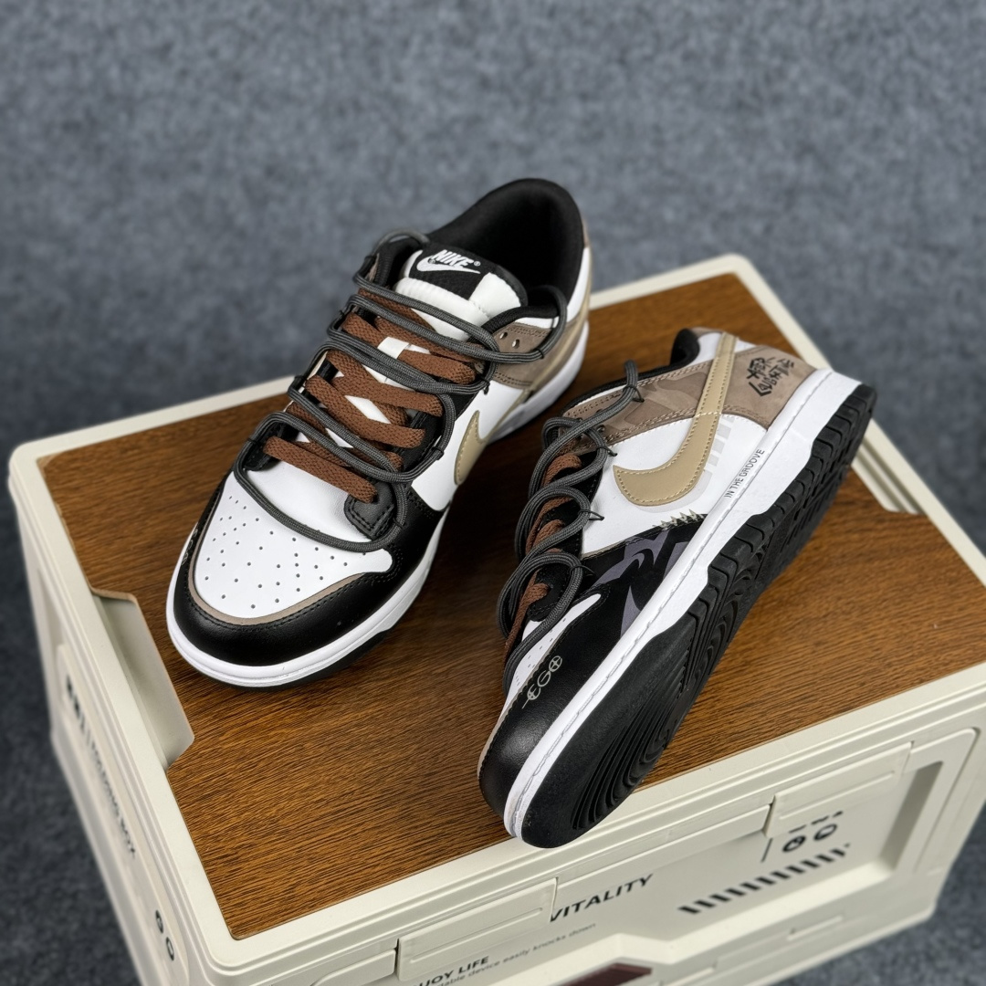 280 Nike SB Dunk Low 绑带 周年高端定制 低帮休闲板鞋 HF5441-100-Chinese UA Cheap High Quatity Brand Clothes Bags handbags Sneakers wholesale wholesaler seller from China Factory suppliers Fashion Clothing Shoes best Quality Beautiful Price 280 Nike SB Dunk Low 绑带 周年高端定制 低帮休闲板鞋 HF5441-100