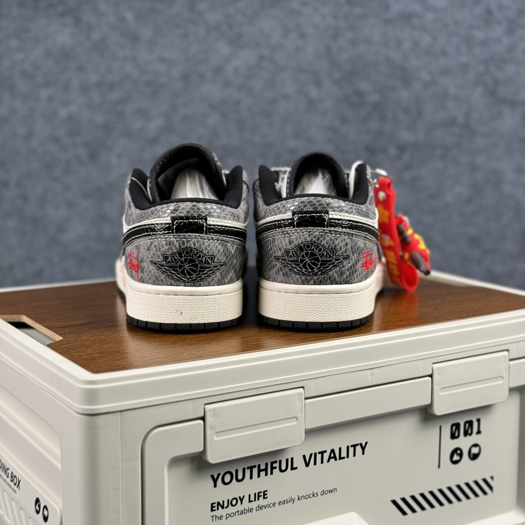 280 Air Jordan 1 Low AJ1 乔1马年 马到功成 高端定制 低帮复古篮球鞋 FC7688-202