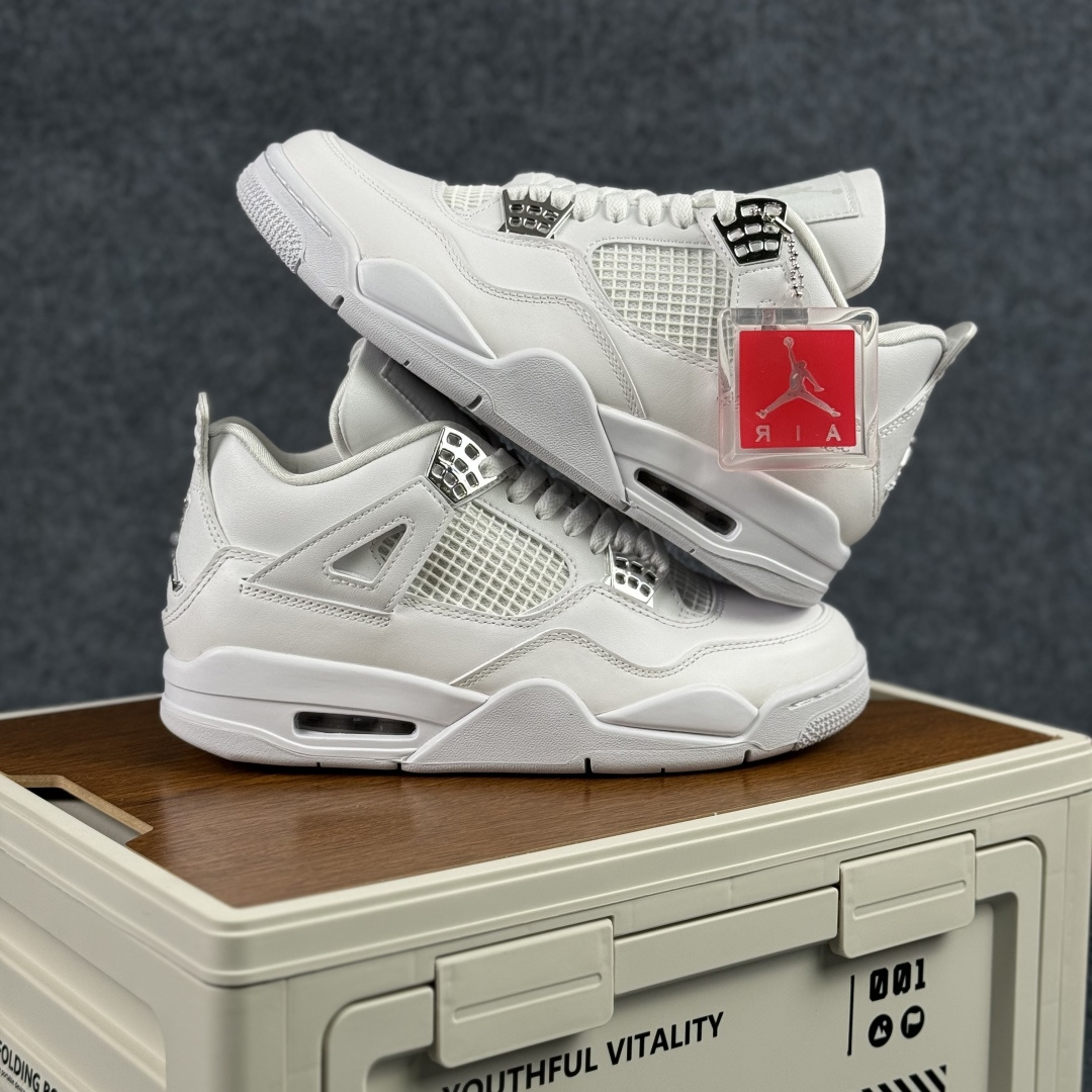 300 W版 Air Jordan AJ4 ”Metallic Gold” 纯白 乔丹AJ4代中帮复古休闲篮球鞋 308497-100-Chinese UA Cheap High Quatity Brand Clothes Bags handbags Sneakers wholesale wholesaler seller from China Factory suppliers Fashion Clothing Shoes best Quality Beautiful Price 300 W版 Air Jordan AJ4 ”Metallic Gold” 纯白 乔丹AJ4代中帮复古休闲篮球鞋 308497-100