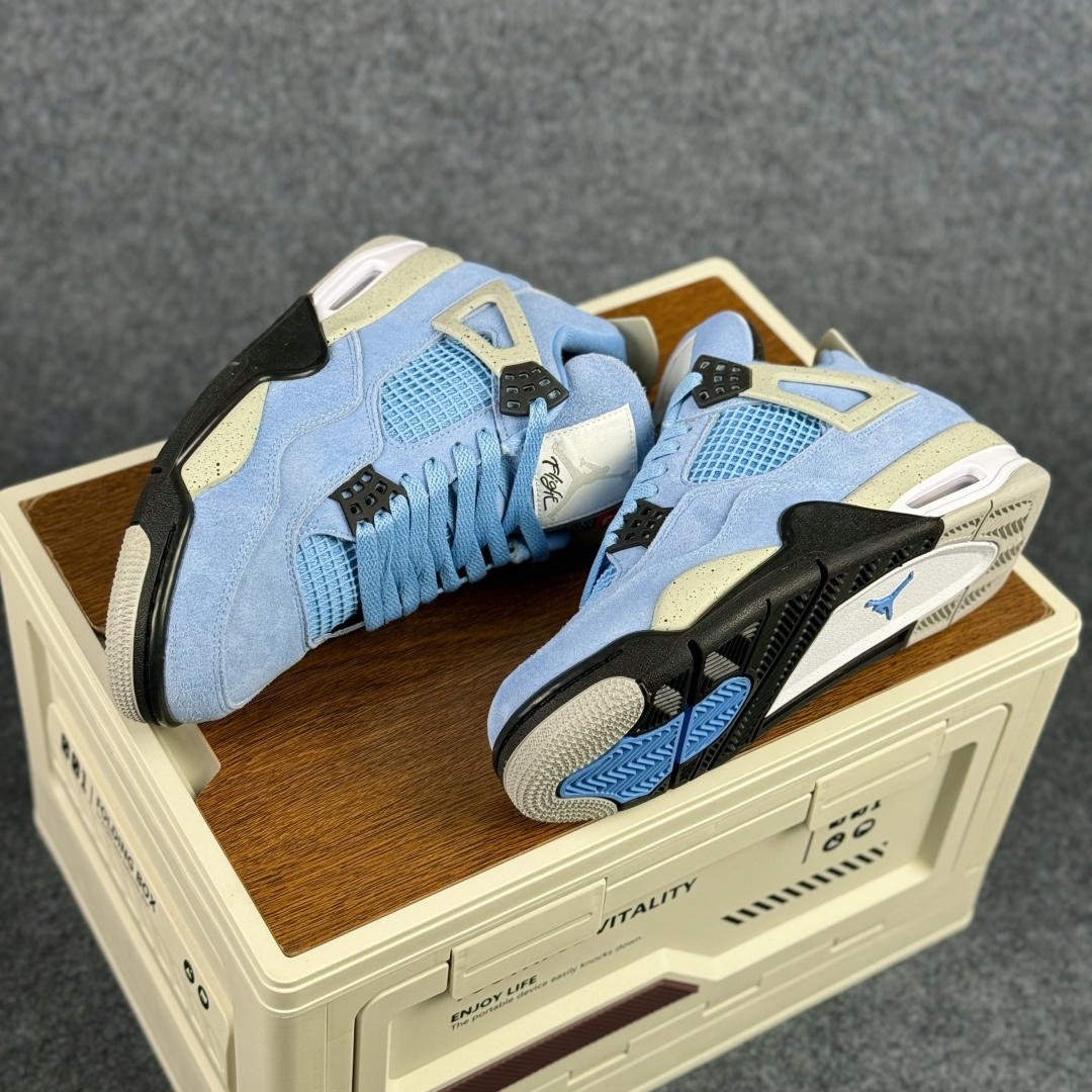 300 W版 Air Jordan AJ4 ”Metallic Gold” TS联名冰蓝 乔丹AJ4代中帮复古休闲篮球鞋 CT8527-400-Chinese UA Cheap High Quatity Brand Clothes Bags handbags Sneakers wholesale wholesaler seller from China Factory suppliers Fashion Clothing Shoes best Quality Beautiful Price 300 W版 Air Jordan AJ4 ”Metallic Gold” TS联名冰蓝 乔丹AJ4代中帮复古休闲篮球鞋 CT8527-400