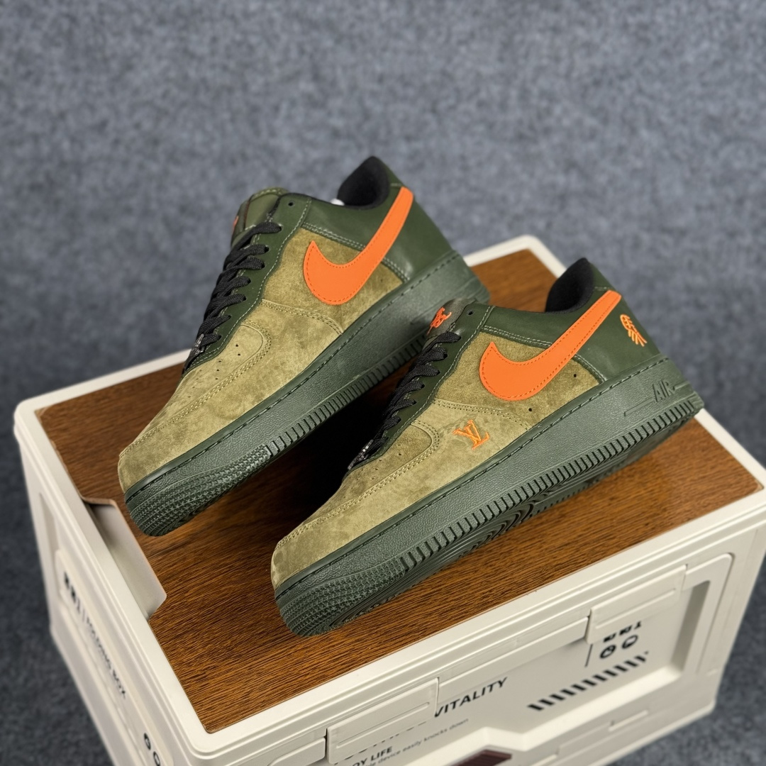 260- Nike Air Force 1'07 Low 马年限定 军绿橙星 空军一号低帮休闲板鞋 XY9025-010-Chinese UA Cheap High Quatity Brand Clothes Bags handbags Sneakers wholesale wholesaler seller from China Factory suppliers Fashion Clothing Shoes best Quality Beautiful Price 260- Nike Air Force 1'07 Low 马年限定 军绿橙星 空军一号低帮休闲板鞋 XY9025-010