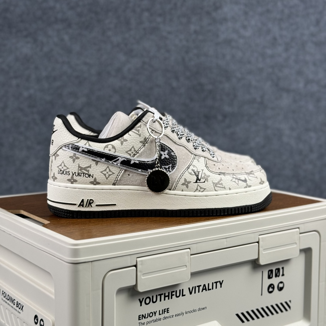 260 Nike Air Force 1'07 Low 灰白老花 空军一号低帮休闲板鞋 SY1388-030-Chinese UA Cheap High Quatity Brand Clothes Bags handbags Sneakers wholesale wholesaler seller from China Factory suppliers Fashion Clothing Shoes best Quality Beautiful Price 260 Nike Air Force 1'07 Low 灰白老花 空军一号低帮休闲板鞋 SY1388-030