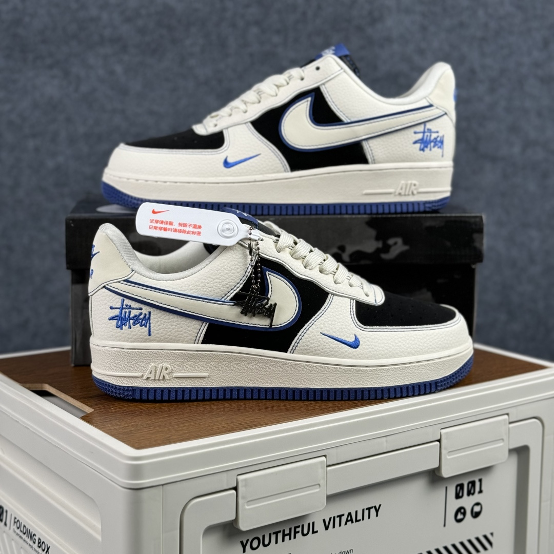260 Nike Air Force 1'07 Low 白黑撞宝蓝 空军一号低帮休闲板鞋 DN1688-811