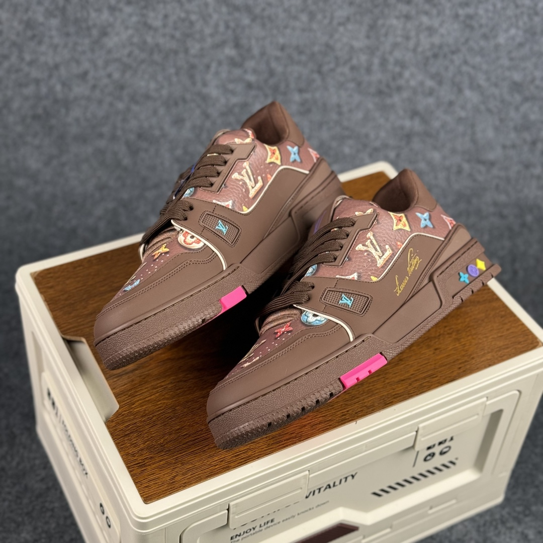 500 广奢高端货 LOUIS VUITTON 路易威登 LV Trainer 板鞋