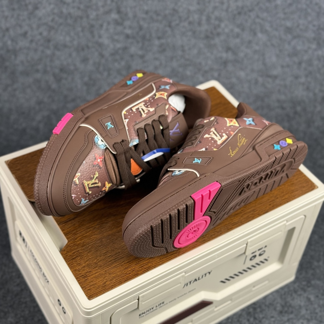 500 广奢高端货 LOUIS VUITTON 路易威登 LV Trainer 板鞋