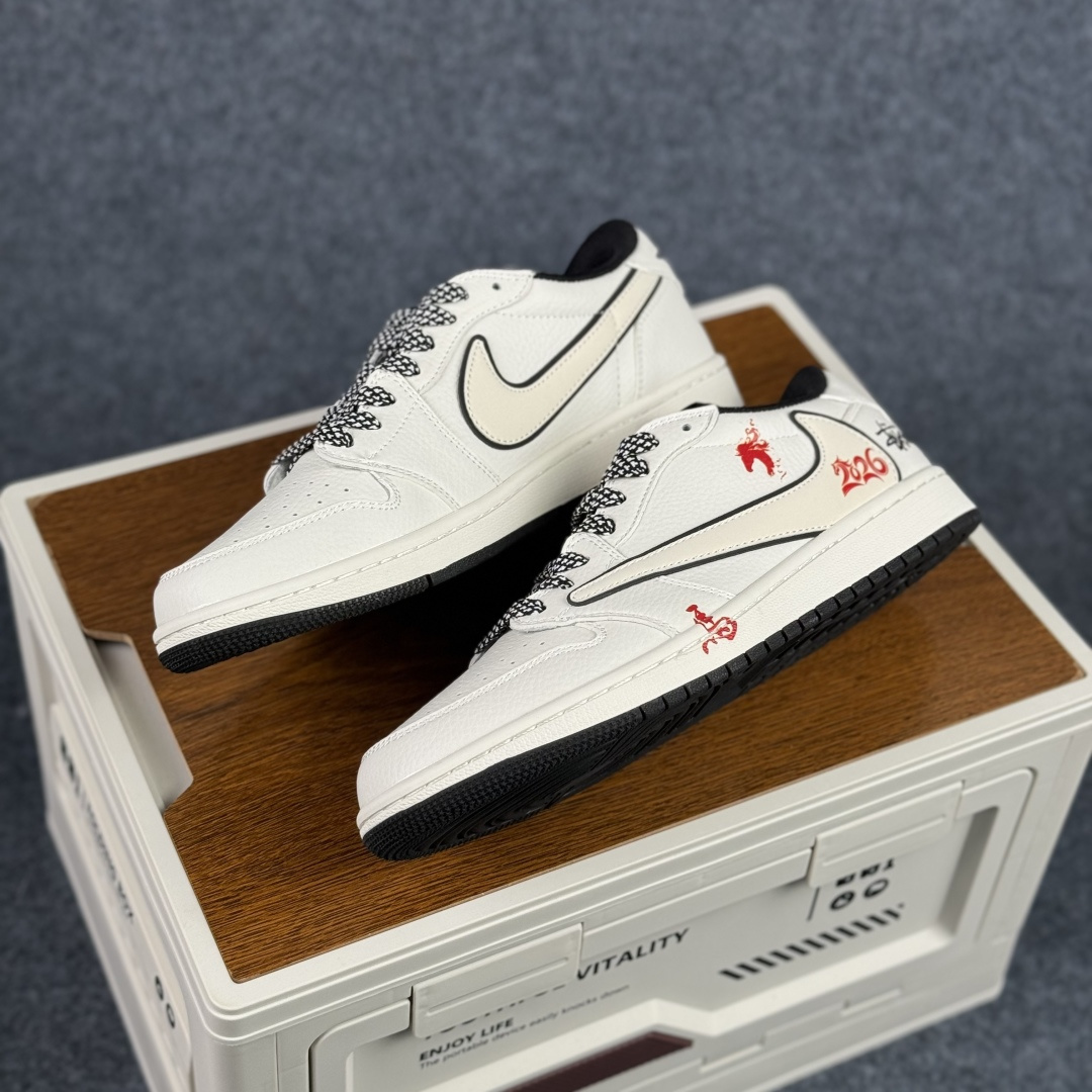 280 Air Jordan 1 Low AJ1乔1倒勾 马年限定 斯图西联名 低帮复古篮球鞋 CS5288-703-Chinese UA Cheap High Quatity Brand Clothes Bags handbags Sneakers wholesale wholesaler seller from China Factory suppliers Fashion Clothing Shoes best Quality Beautiful Price 280 Air Jordan 1 Low AJ1乔1倒勾 马年限定 斯图西联名 低帮复古篮球鞋 CS5288-703