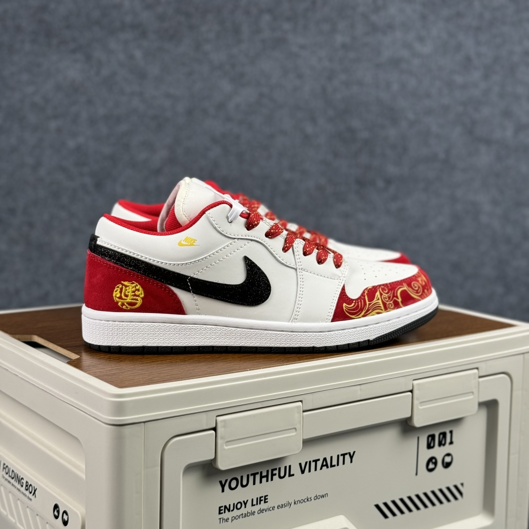 280 Nike Air Jordan 1 马年限定 低帮复古篮球鞋 DF61-9002-Chinese UA Cheap High Quatity Brand Clothes Bags handbags Sneakers wholesale wholesaler seller from China Factory suppliers Fashion Clothing Shoes best Quality Beautiful Price 280 Nike Air Jordan 1 马年限定 低帮复古篮球鞋 DF61-9002