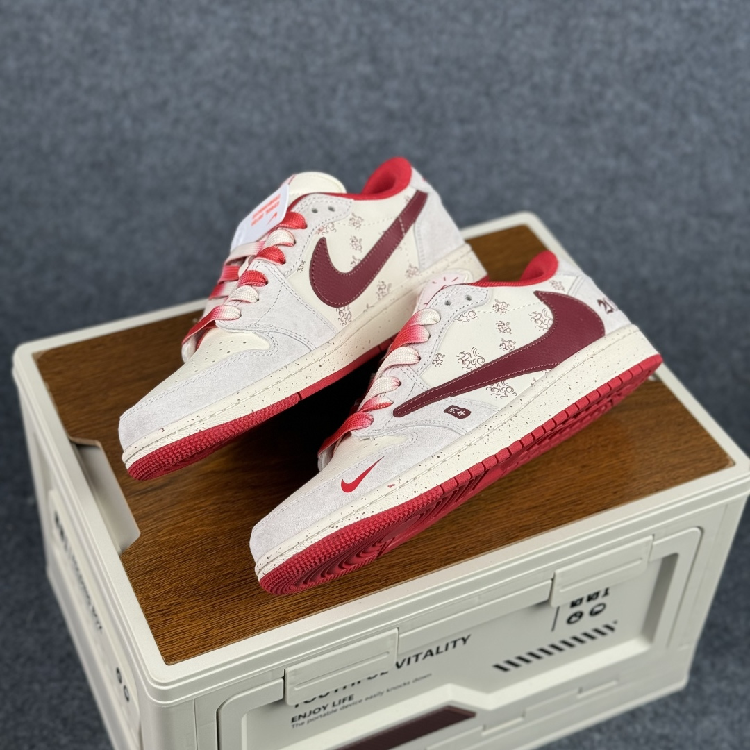 280 马年限定 Nike Air Jordan 1 x Travis Scott AJ1倒勾 乔一倒钩 ‘DIY’定制 耐克 低帮文化篮球鞋 YX5066-413-Chinese UA Cheap High Quatity Brand Clothes Bags handbags Sneakers wholesale wholesaler seller from China Factory suppliers Fashion Clothing Shoes best Quality Beautiful Price 280 马年限定 Nike Air Jordan 1 x Travis Scott AJ1倒勾 乔一倒钩 ‘DIY’定制 耐克 低帮文化篮球鞋 YX5066-413