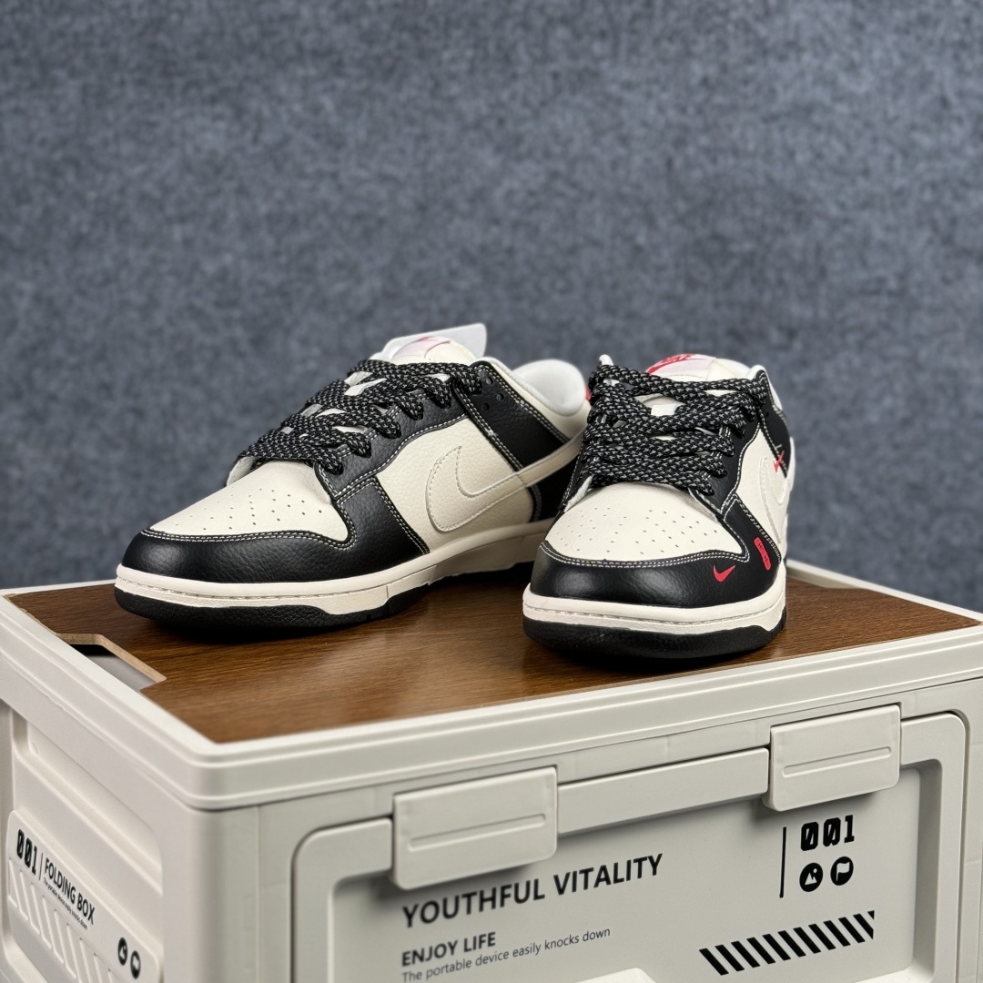 280 Nike Dunk Low Retro ‘DIY高端定制’马年大吉 耐克 低帮休闲运动板鞋 LX1988-821-Chinese UA Cheap High Quatity Brand Clothes Bags handbags Sneakers wholesale wholesaler seller from China Factory suppliers Fashion Clothing Shoes best Quality Beautiful Price 280 Nike Dunk Low Retro ‘DIY高端定制’马年大吉 耐克 低帮休闲运动板鞋 LX1988-821