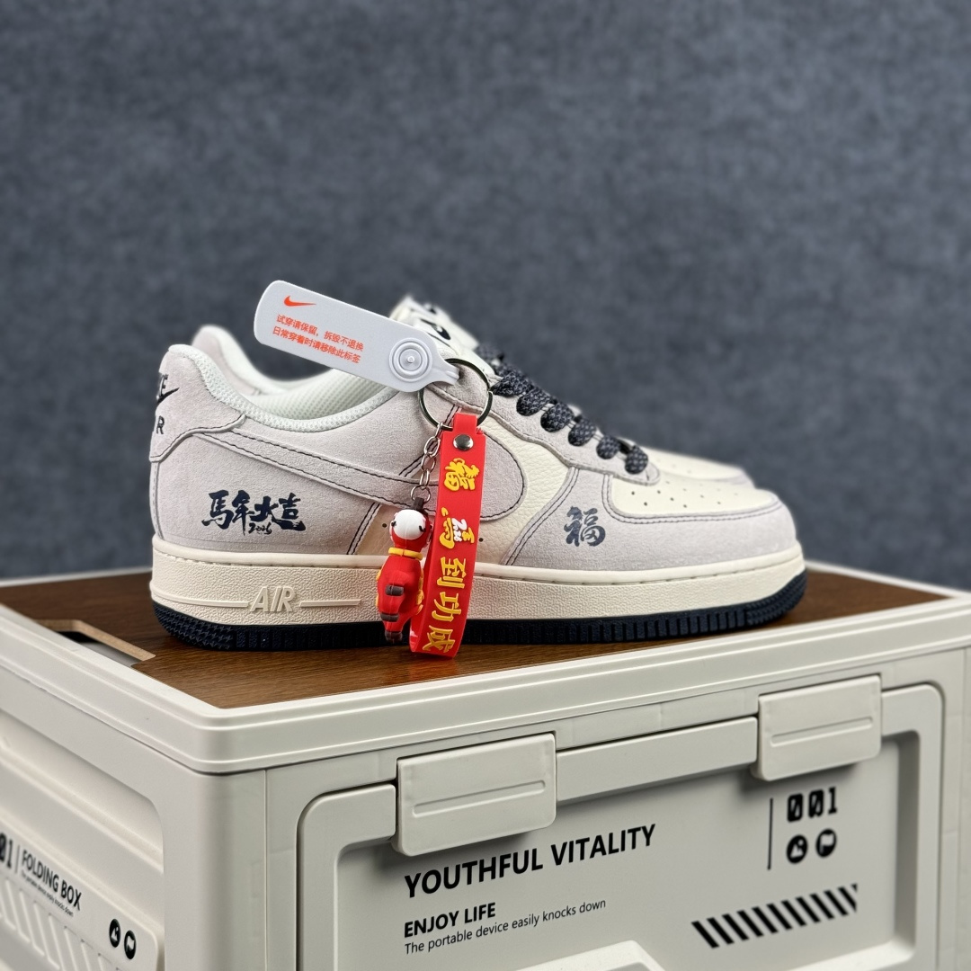 260 Air Force 1 .07 Low LV8 米白磨砂皮革勾 低帮休闲鞋-Chinese UA Cheap High Quatity Brand Clothes Bags handbags Sneakers wholesale wholesaler seller from China Factory suppliers Fashion Clothing Shoes best Quality Beautiful Price 260 Air Force 1 .07 Low LV8 米白磨砂皮革勾 低帮休闲鞋