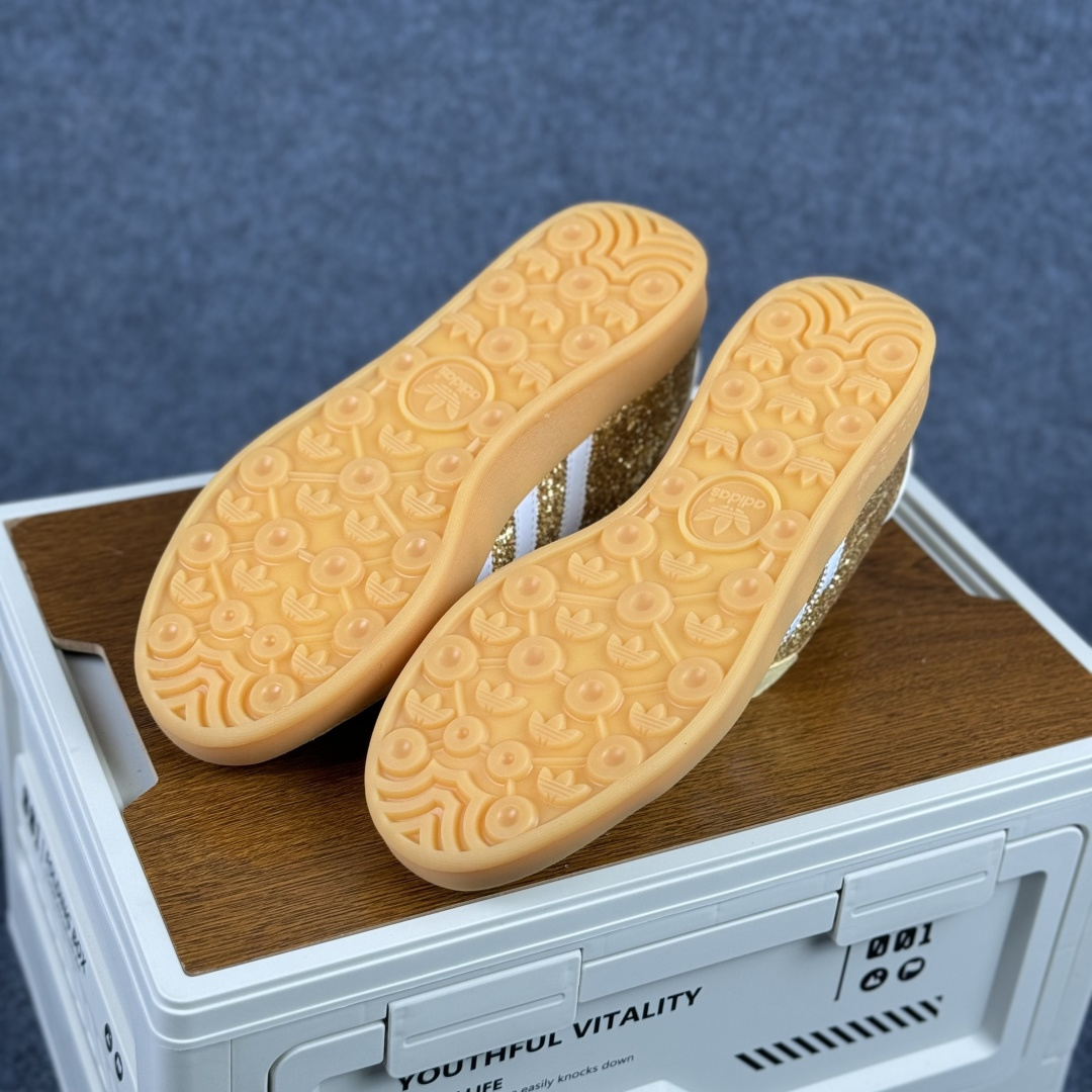 160 Adidas Originals Gazelle INdoor 阿迪达斯 三叶草休闲防滑耐磨低帮板鞋 JR1266-Chinese UA Cheap High Quatity Brand Clothes Bags handbags Sneakers wholesale wholesaler seller from China Factory suppliers Fashion Clothing Shoes best Quality Beautiful Price 160 Adidas Originals Gazelle INdoor 阿迪达斯 三叶草休闲防滑耐磨低帮板鞋 JR1266