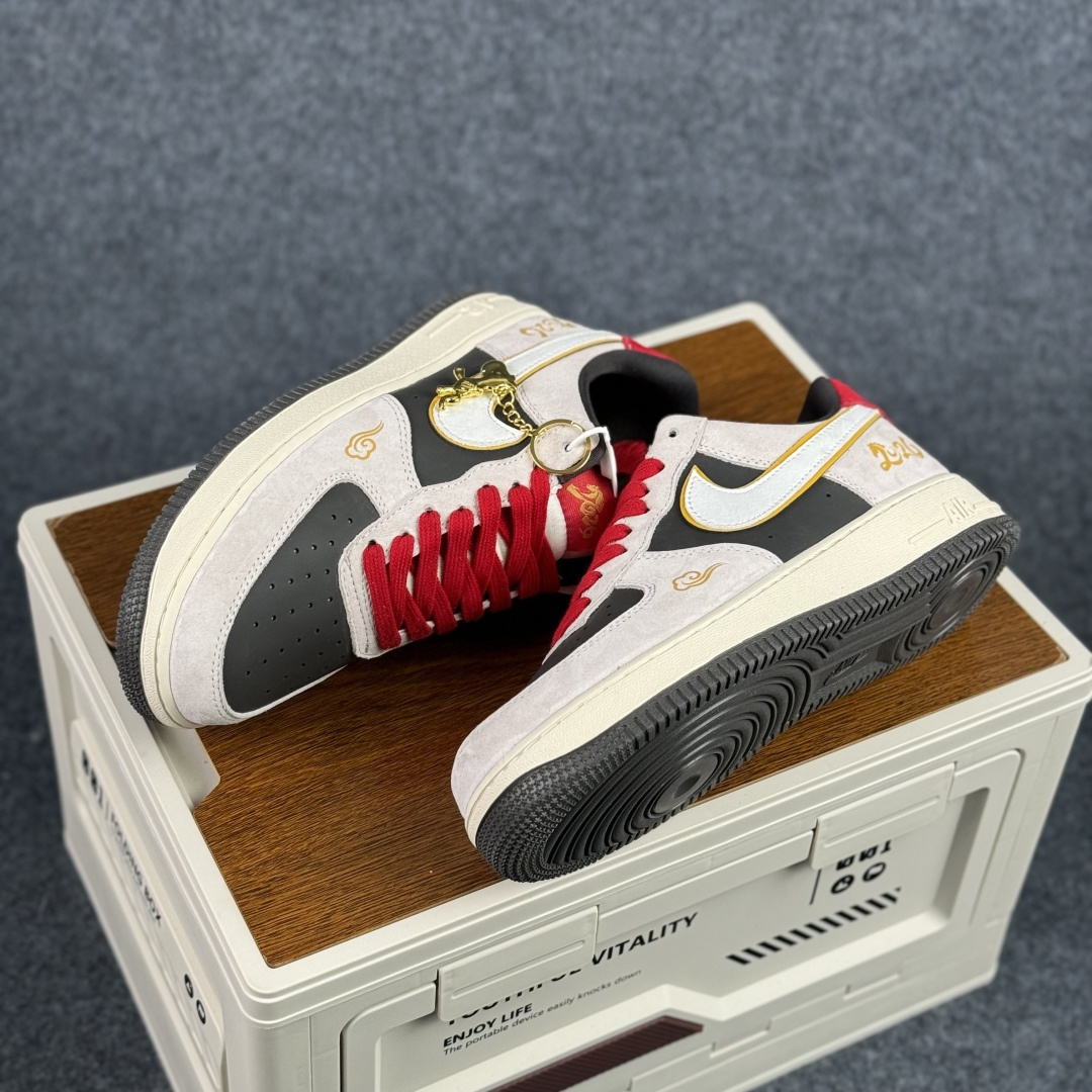 260 Nike Air Force 1'07 Low 马年限定联名 白灰中国风 空军一号低帮休闲板鞋 KD1688-006