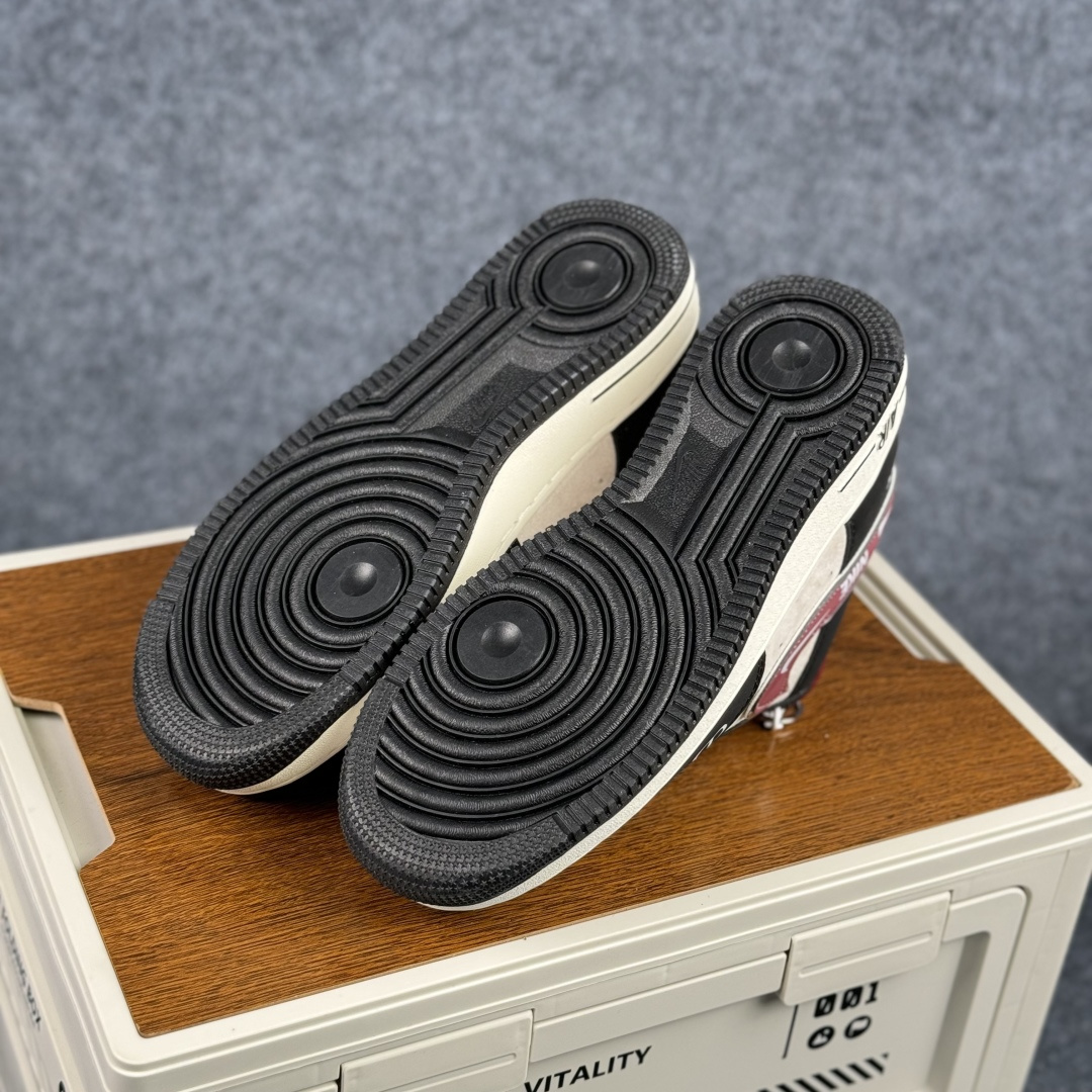 260 Nike Air Force 1'07 Low 黑红撞色 空军一号低帮休闲板鞋 SY1388-029-Chinese UA Cheap High Quatity Brand Clothes Bags handbags Sneakers wholesale wholesaler seller from China Factory suppliers Fashion Clothing Shoes best Quality Beautiful Price 260 Nike Air Force 1'07 Low 黑红撞色 空军一号低帮休闲板鞋 SY1388-029