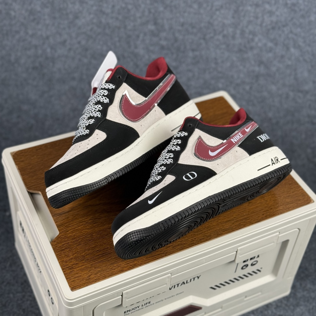 260 Nike Air Force 1'07 Low 黑红撞色 空军一号低帮休闲板鞋 SY1388-029-Chinese UA Cheap High Quatity Brand Clothes Bags handbags Sneakers wholesale wholesaler seller from China Factory suppliers Fashion Clothing Shoes best Quality Beautiful Price 260 Nike Air Force 1'07 Low 黑红撞色 空军一号低帮休闲板鞋 SY1388-029