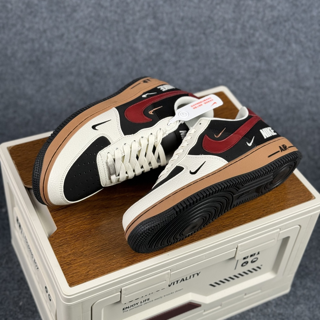 260 Nike Air Force 1'07 Low 白红黑彩色拼接 空军一号低帮休闲板鞋 IM3378-122