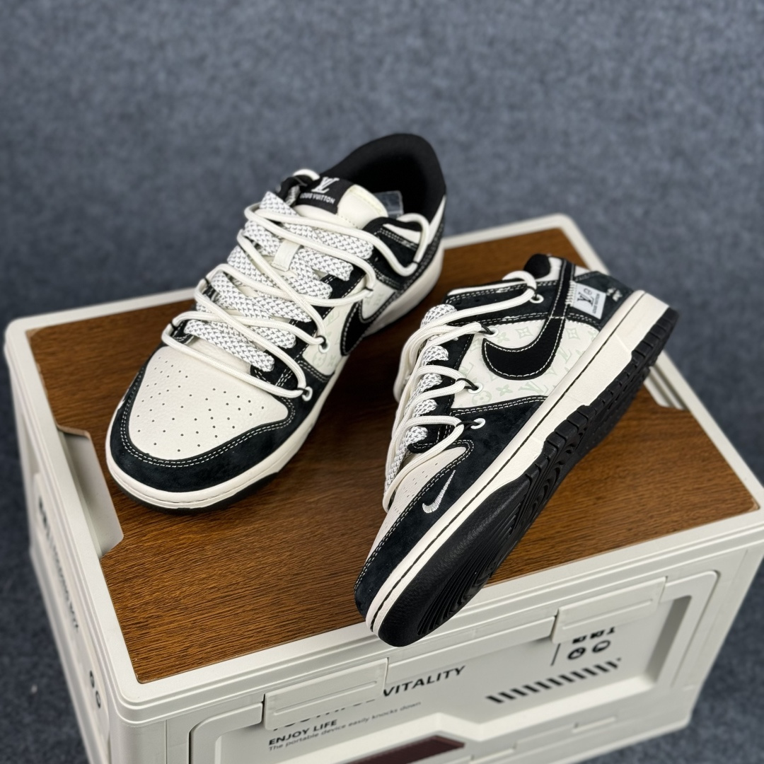 300 Nike SB Dunk Low 磨砂黑白 高端定制 低帮休闲板鞋 YX5066-396