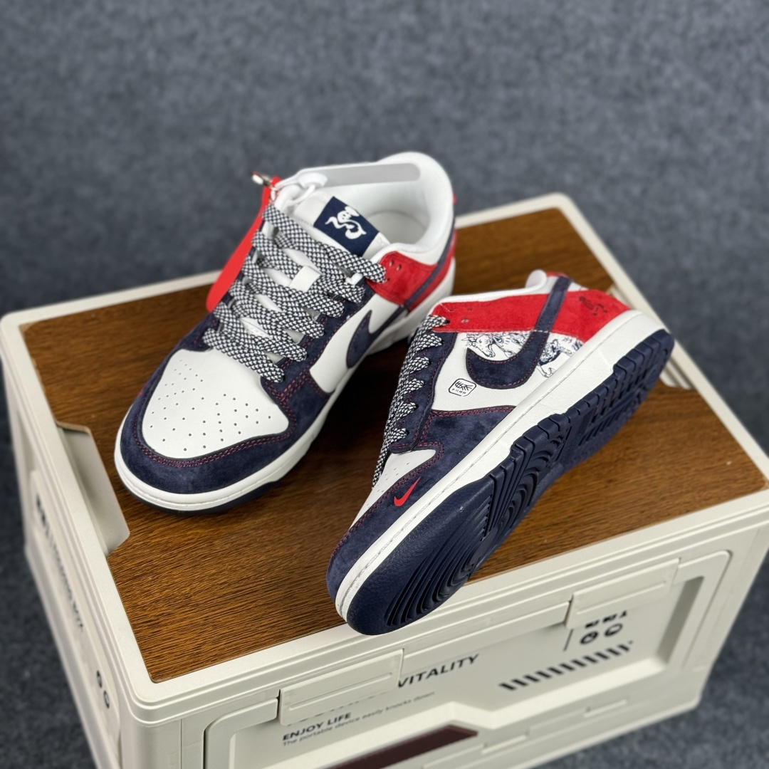 280 Nike SB Dunk Low 马年限定款 米红蓝勾 高端定制 低帮休闲板鞋 FC1688-246-Chinese UA Cheap High Quatity Brand Clothes Bags handbags Sneakers wholesale wholesaler seller from China Factory suppliers Fashion Clothing Shoes best Quality Beautiful Price 280 Nike SB Dunk Low 马年限定款 米红蓝勾 高端定制 低帮休闲板鞋 FC1688-246