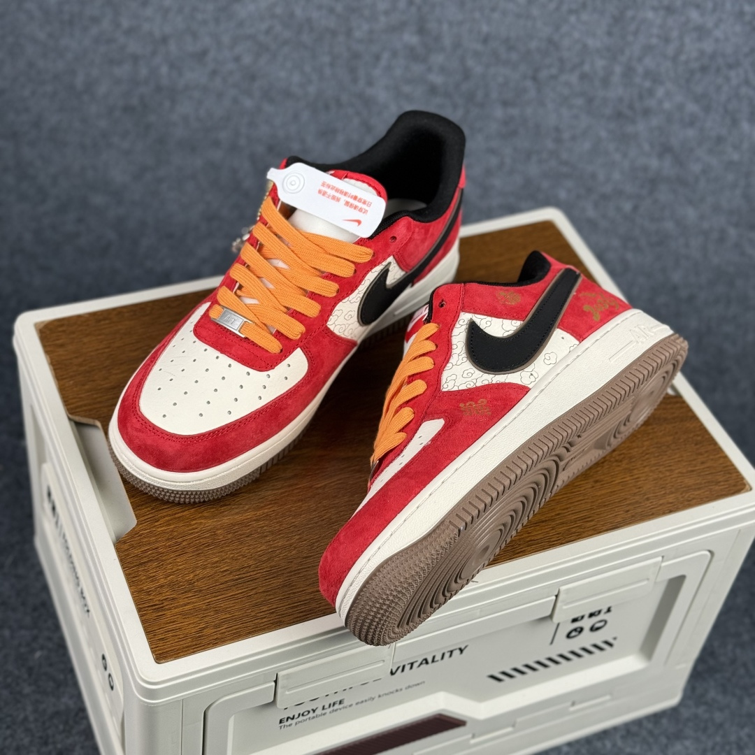 260 Nike Air Force 1'07 Low 马年新年 白红金泼墨 空军一号低帮休闲板鞋 JP2026-157