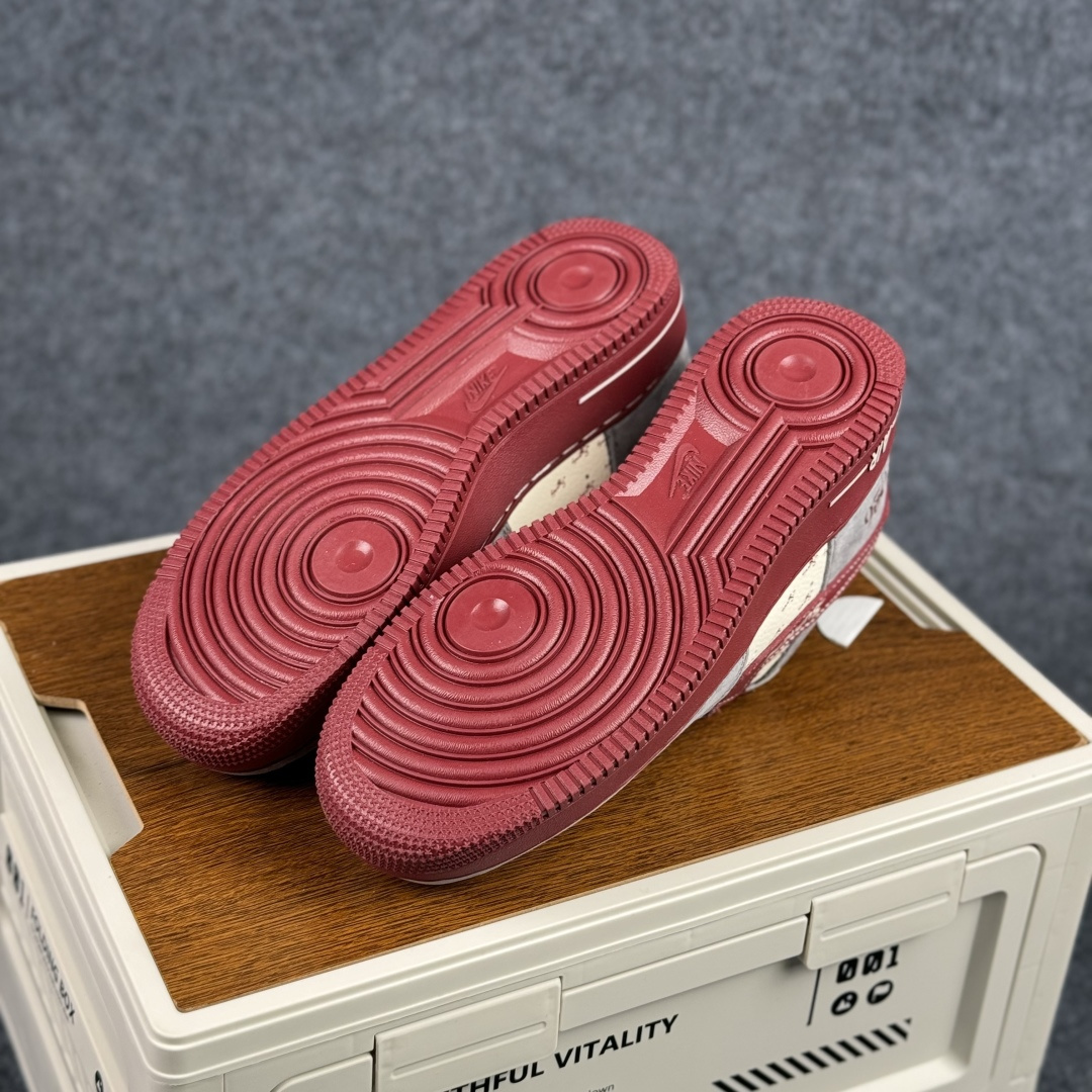 260 Nike Air Force 1'07 Low 马年联名 空军一号低帮休闲板鞋 XL1982-335