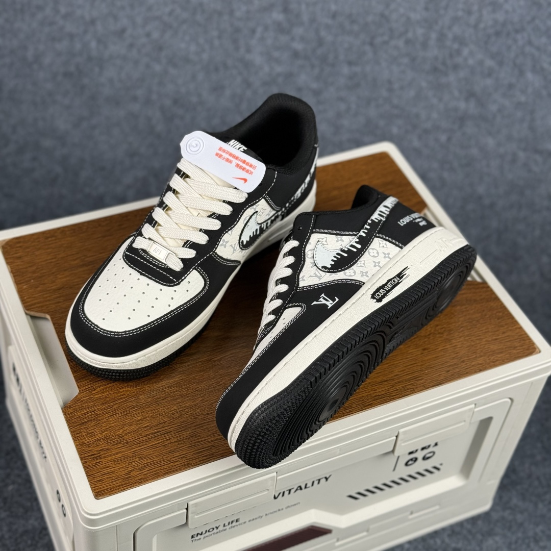 260 Nike Air Force 1'07 Low 马年联名 空军一号低帮休闲板鞋 KG6699-F30-Chinese UA Cheap High Quatity Brand Clothes Bags handbags Sneakers wholesale wholesaler seller from China Factory suppliers Fashion Clothing Shoes best Quality Beautiful Price 260 Nike Air Force 1'07 Low 马年联名 空军一号低帮休闲板鞋 KG6699-F30