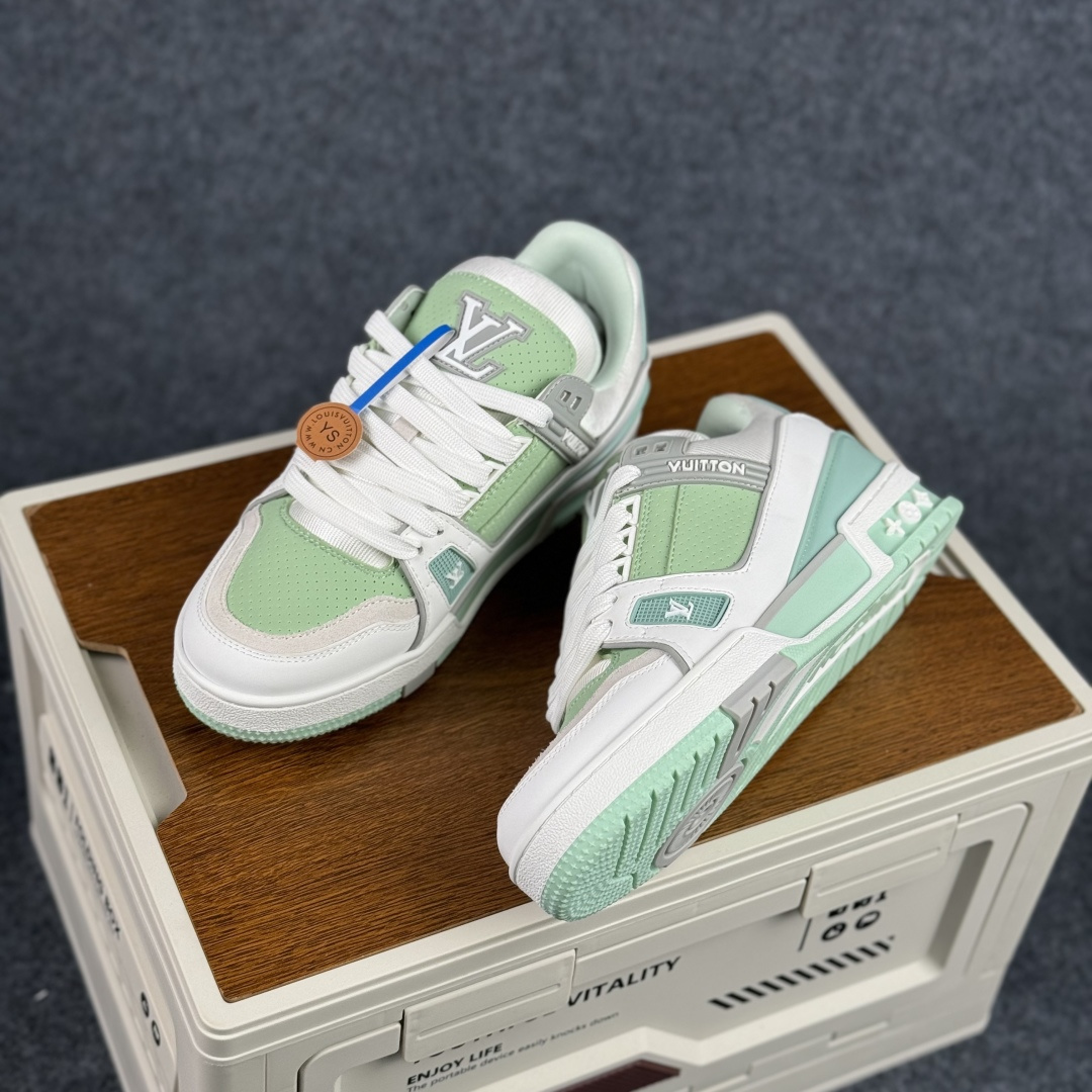 420 广奢高端货 LOUIS VUITTON 路易威登 LV Trainer 板鞋-Chinese UA Cheap High Quatity Brand Clothes Bags handbags Sneakers wholesale wholesaler seller from China Factory suppliers Fashion Clothing Shoes best Quality Beautiful Price 420 广奢高端货 LOUIS VUITTON 路易威登 LV Trainer 板鞋