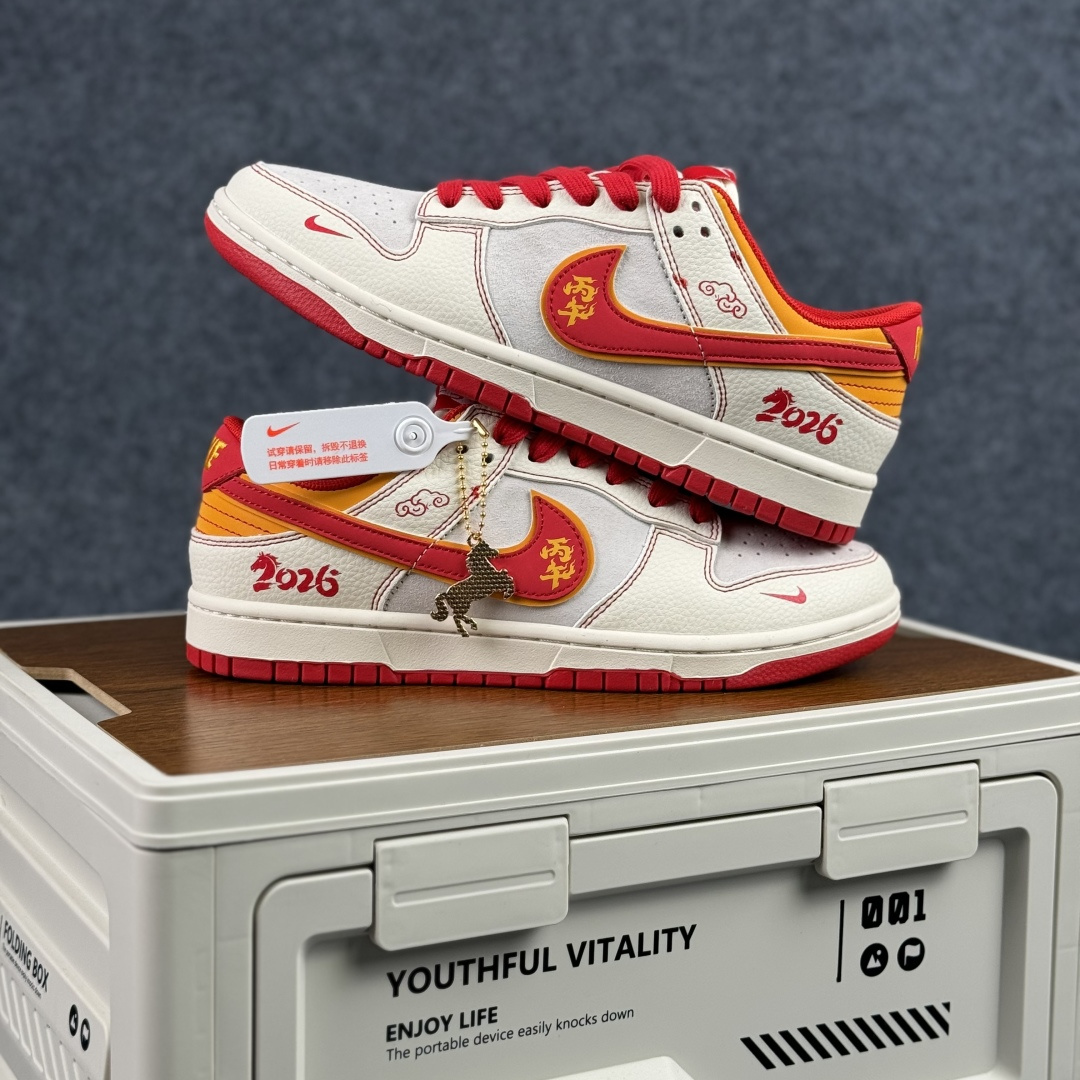 280 Nike SB Dunk Low 马年限定 高端定制 低帮休闲板鞋 XT6998-111-Chinese UA Cheap High Quatity Brand Clothes Bags handbags Sneakers wholesale wholesaler seller from China Factory suppliers Fashion Clothing Shoes best Quality Beautiful Price 280 Nike SB Dunk Low 马年限定 高端定制 低帮休闲板鞋 XT6998-111