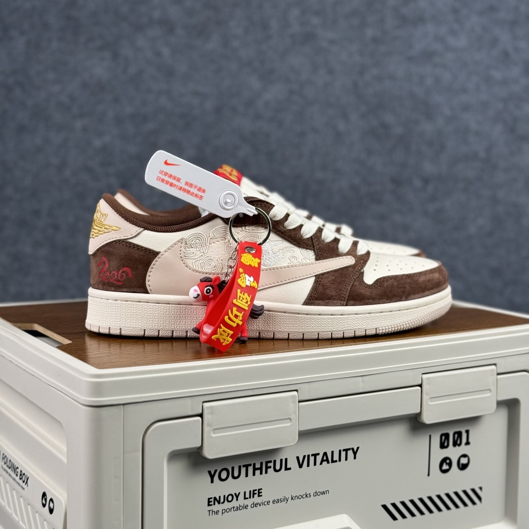 280 耐克/Nike Air Jordan 1 Low AJ1乔1倒勾 马年限定 SD6868-141-Chinese UA Cheap High Quatity Brand Clothes Bags handbags Sneakers wholesale wholesaler seller from China Factory suppliers Fashion Clothing Shoes best Quality Beautiful Price 280 耐克/Nike Air Jordan 1 Low AJ1乔1倒勾 马年限定 SD6868-141