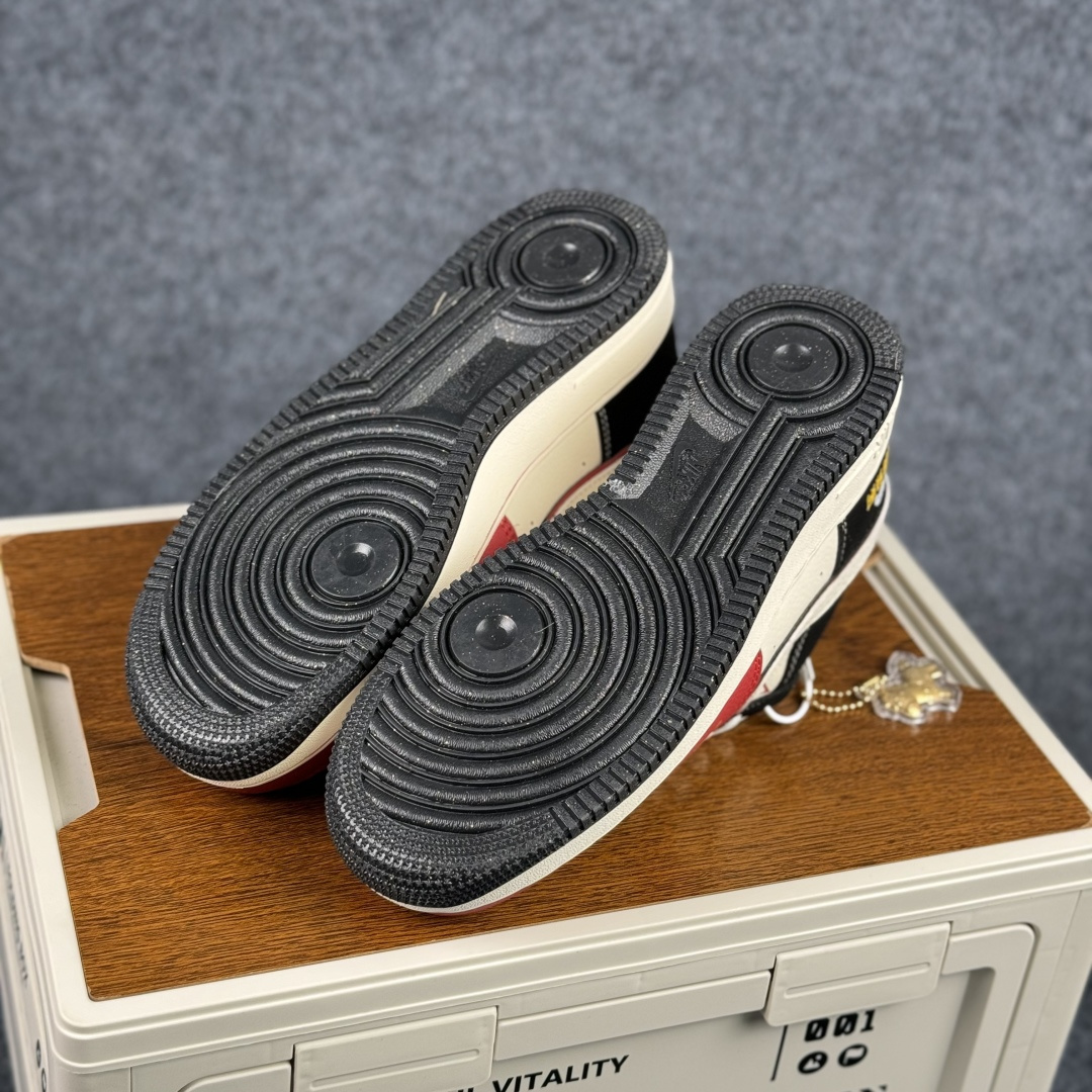 260 Nike Air Force 1'07 Low 马年限定 黑红恭喜发财 空军一号低帮休闲板鞋 DF0188-129-Chinese UA Cheap High Quatity Brand Clothes Bags handbags Sneakers wholesale wholesaler seller from China Factory suppliers Fashion Clothing Shoes best Quality Beautiful Price 260 Nike Air Force 1'07 Low 马年限定 黑红恭喜发财 空军一号低帮休闲板鞋 DF0188-129