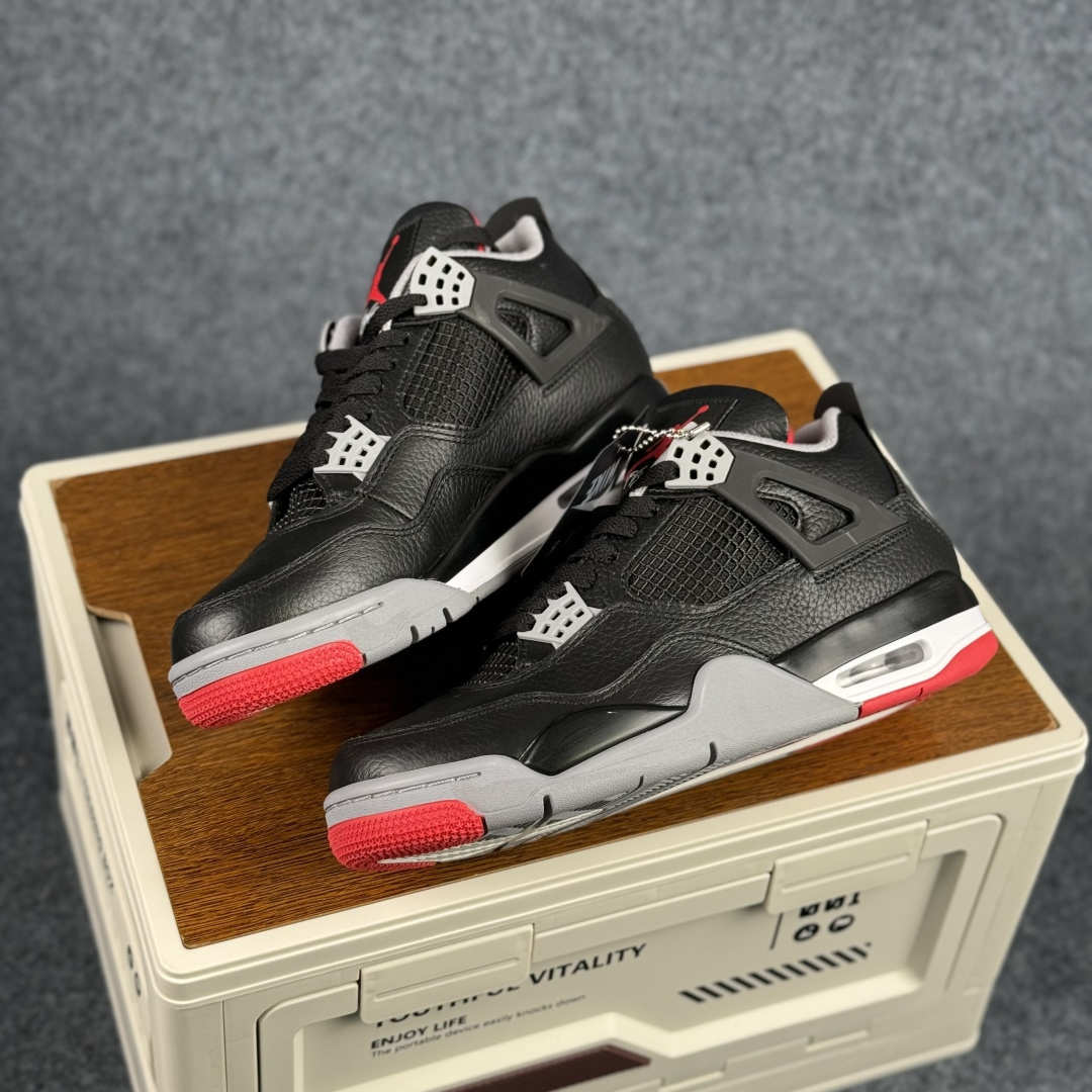 300 W版 Air Jordan AJ4 ”Metallic Gold” 黑红红牛 乔丹AJ4代中帮复古休闲篮球鞋 FV5029-006-Chinese UA Cheap High Quatity Brand Clothes Bags handbags Sneakers wholesale wholesaler seller from China Factory suppliers Fashion Clothing Shoes best Quality Beautiful Price 300 W版 Air Jordan AJ4 ”Metallic Gold” 黑红红牛 乔丹AJ4代中帮复古休闲篮球鞋 FV5029-006