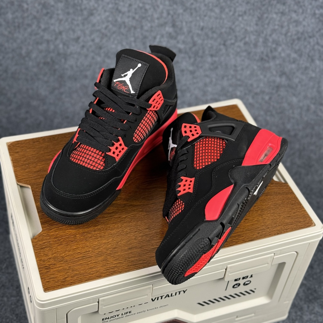 300 W版 Air Jordan AJ4 ”Metallic Gold” 红雷电 黑红 乔丹AJ4代中帮复古休闲篮球鞋 CT8527-016