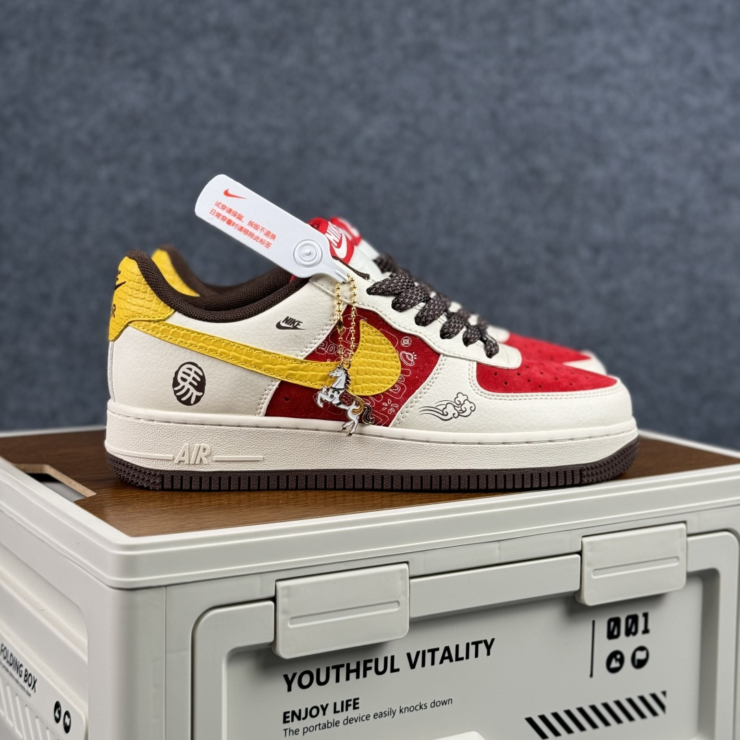 260 Nike Air Force 1'07 Low 红白黄撞色 空军一号低帮休闲板鞋 JP2026-155-Chinese UA Cheap High Quatity Brand Clothes Bags handbags Sneakers wholesale wholesaler seller from China Factory suppliers Fashion Clothing Shoes best Quality Beautiful Price 260 Nike Air Force 1'07 Low 红白黄撞色 空军一号低帮休闲板鞋 JP2026-155