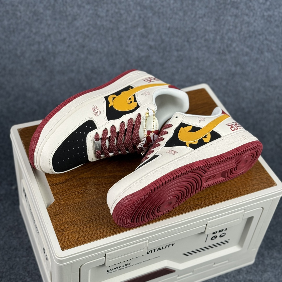 260 Nike Air Force 1'07 Low 酒红撞色 空军一号低帮休闲板鞋 JP2026-152-Chinese UA Cheap High Quatity Brand Clothes Bags handbags Sneakers wholesale wholesaler seller from China Factory suppliers Fashion Clothing Shoes best Quality Beautiful Price 260 Nike Air Force 1'07 Low 酒红撞色 空军一号低帮休闲板鞋 JP2026-152