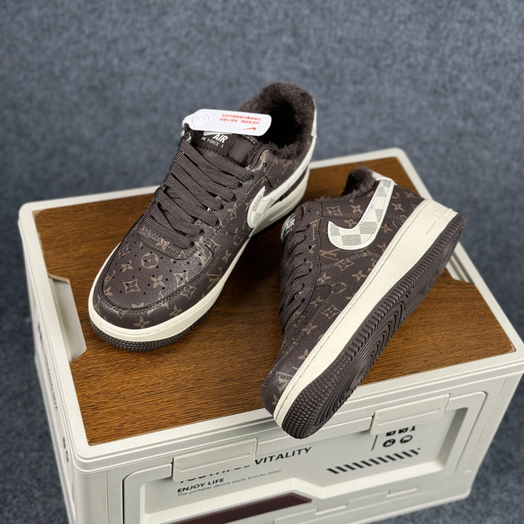 260 Nike Air Force 1 Low LV联名加绒款 空军一号低帮运动休闲板鞋 XL1979-136