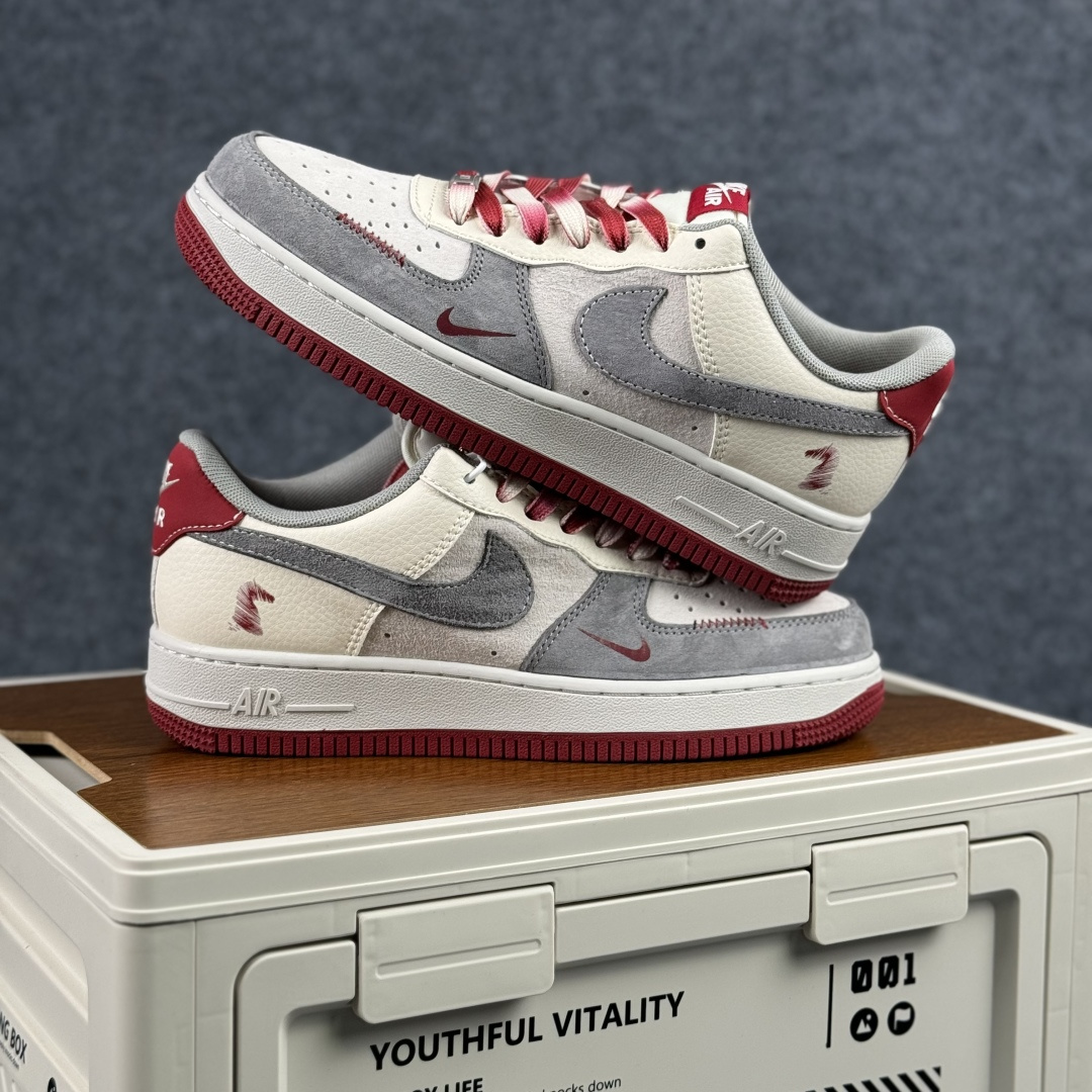 260 Nike Air Force 1 Low 2026 马年限定款 鞋侧带有红色马形标识 XT6998-103-Chinese UA Cheap High Quatity Brand Clothes Bags handbags Sneakers wholesale wholesaler seller from China Factory suppliers Fashion Clothing Shoes best Quality Beautiful Price 260 Nike Air Force 1 Low 2026 马年限定款 鞋侧带有红色马形标识 XT6998-103