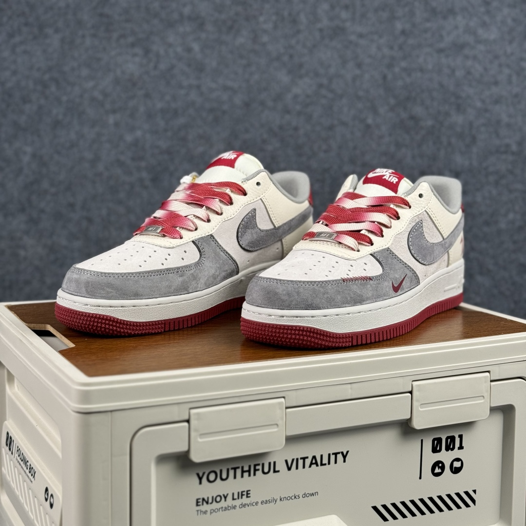 260 Nike Air Force 1 Low 2026 马年限定款 鞋侧带有红色马形标识 XT6998-103-Chinese UA Cheap High Quatity Brand Clothes Bags handbags Sneakers wholesale wholesaler seller from China Factory suppliers Fashion Clothing Shoes best Quality Beautiful Price 260 Nike Air Force 1 Low 2026 马年限定款 鞋侧带有红色马形标识 XT6998-103