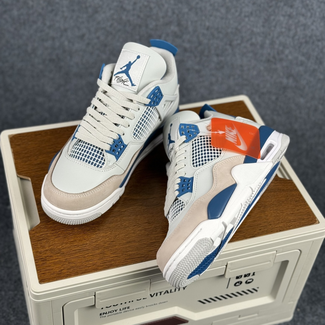 300 W版 Air Jordan AJ4 ”Metallic Gold” 白蓝 乔丹AJ4代中帮复古休闲篮球鞋 FV5029-141-Chinese UA Cheap High Quatity Brand Clothes Bags handbags Sneakers wholesale wholesaler seller from China Factory suppliers Fashion Clothing Shoes best Quality Beautiful Price 300 W版 Air Jordan AJ4 ”Metallic Gold” 白蓝 乔丹AJ4代中帮复古休闲篮球鞋 FV5029-141