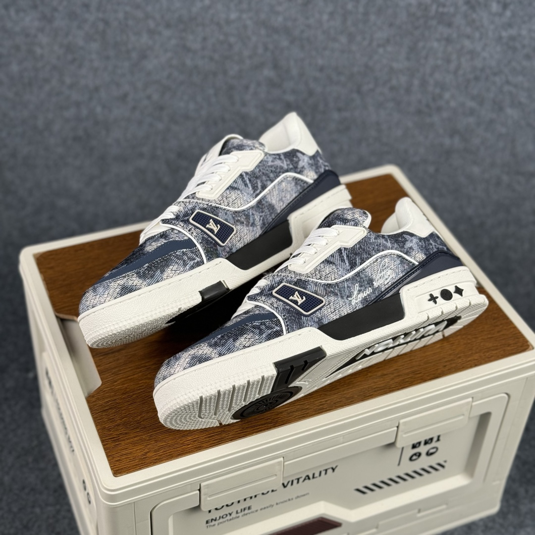 420 广奢高端货 LOUIS VUITTON 路易威登 LV Trainer 板鞋-Chinese UA Cheap High Quatity Brand Clothes Bags handbags Sneakers wholesale wholesaler seller from China Factory suppliers Fashion Clothing Shoes best Quality Beautiful Price 420 广奢高端货 LOUIS VUITTON 路易威登 LV Trainer 板鞋