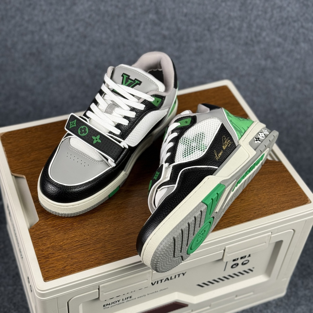 420 广奢高端货 LOUIS VUITTON 路易威登 LV Trainer 板鞋