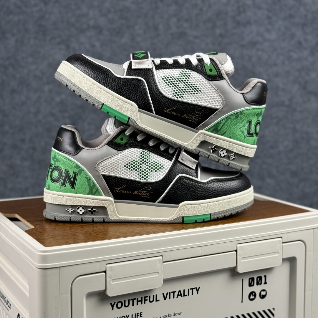 420 广奢高端货 LOUIS VUITTON 路易威登 LV Trainer 板鞋