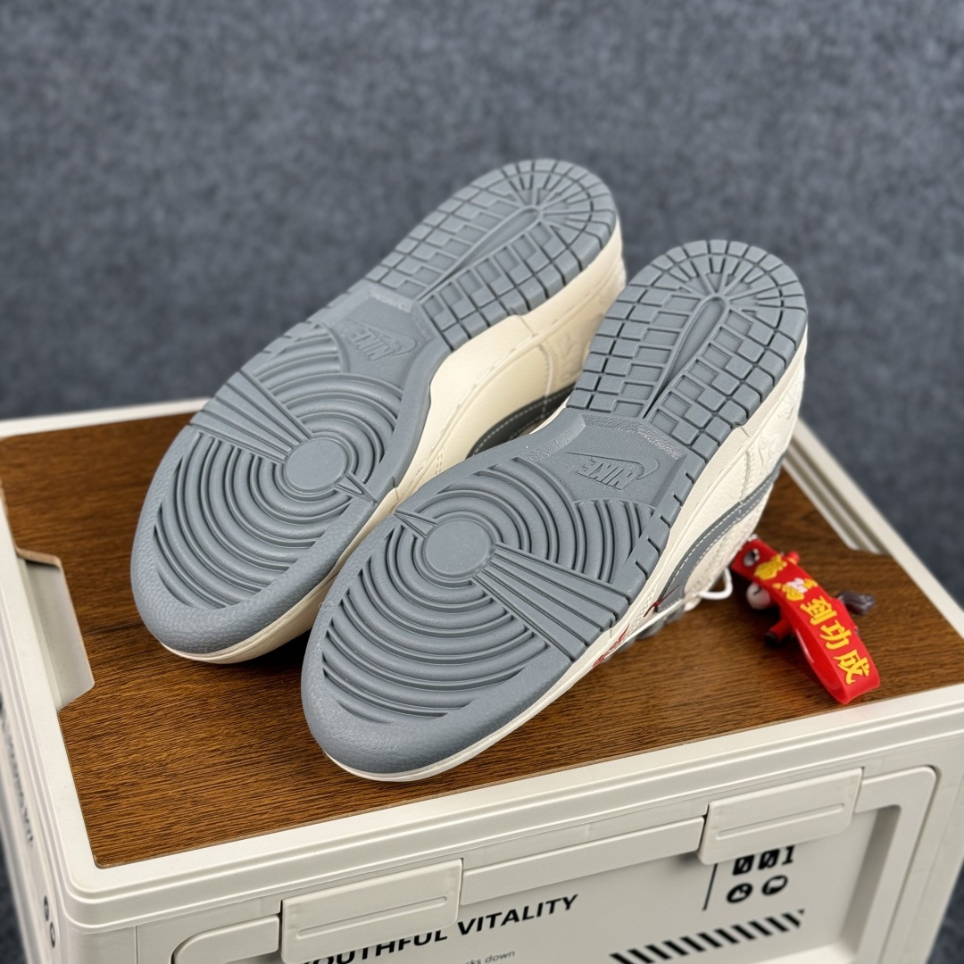 280 NIKE DUNK SB LOW 全新配色 马年限定 定制Dunk SB顾名思义 DX2688-015-Chinese UA Cheap High Quatity Brand Clothes Bags handbags Sneakers wholesale wholesaler seller from China Factory suppliers Fashion Clothing Shoes best Quality Beautiful Price 280 NIKE DUNK SB LOW 全新配色 马年限定 定制Dunk SB顾名思义 DX2688-015