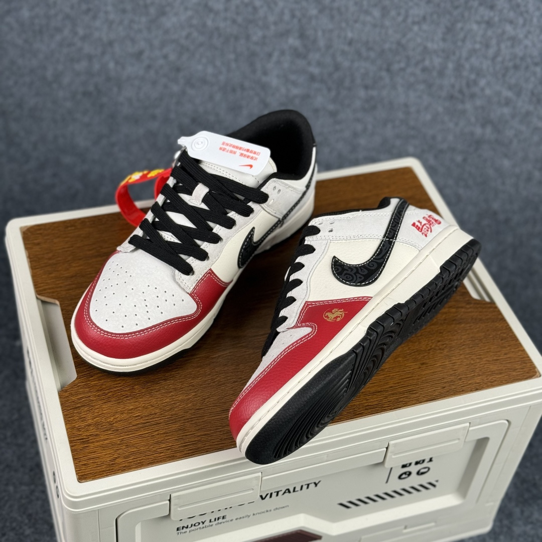 280 NIKE DUNK SB LOW 全新配色 马年限定 ZH2598-803-Chinese UA Cheap High Quatity Brand Clothes Bags handbags Sneakers wholesale wholesaler seller from China Factory suppliers Fashion Clothing Shoes best Quality Beautiful Price 280 NIKE DUNK SB LOW 全新配色 马年限定 ZH2598-803
