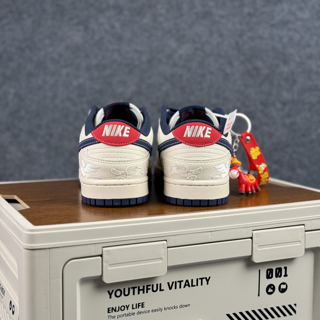 280 NIKE DUNK SB LOW 全新配色 马年限定 JJ2508-601-Chinese UA Cheap High Quatity Brand Clothes Bags handbags Sneakers wholesale wholesaler seller from China Factory suppliers Fashion Clothing Shoes best Quality Beautiful Price 280 NIKE DUNK SB LOW 全新配色 马年限定 JJ2508-601
