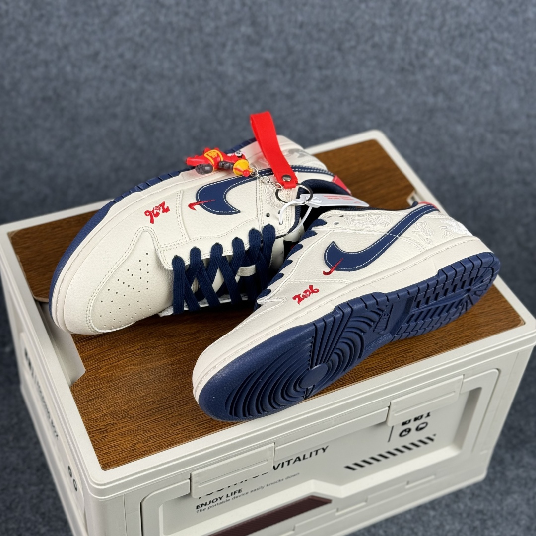 280 NIKE DUNK SB LOW 全新配色 马年限定 JJ2508-601-Chinese UA Cheap High Quatity Brand Clothes Bags handbags Sneakers wholesale wholesaler seller from China Factory suppliers Fashion Clothing Shoes best Quality Beautiful Price 280 NIKE DUNK SB LOW 全新配色 马年限定 JJ2508-601