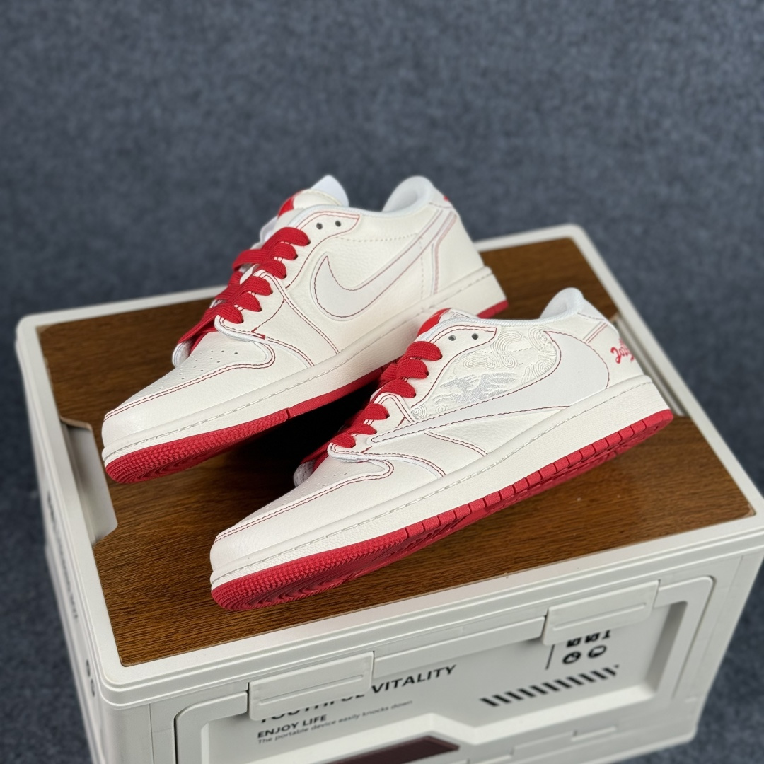280 Air Jordan 1 Low 2026 马年 限定款 以 2026 丙午马年为核心主题 XT6998-159-Chinese UA Cheap High Quatity Brand Clothes Bags handbags Sneakers wholesale wholesaler seller from China Factory suppliers Fashion Clothing Shoes best Quality Beautiful Price 280 Air Jordan 1 Low 2026 马年 限定款 以 2026 丙午马年为核心主题 XT6998-159