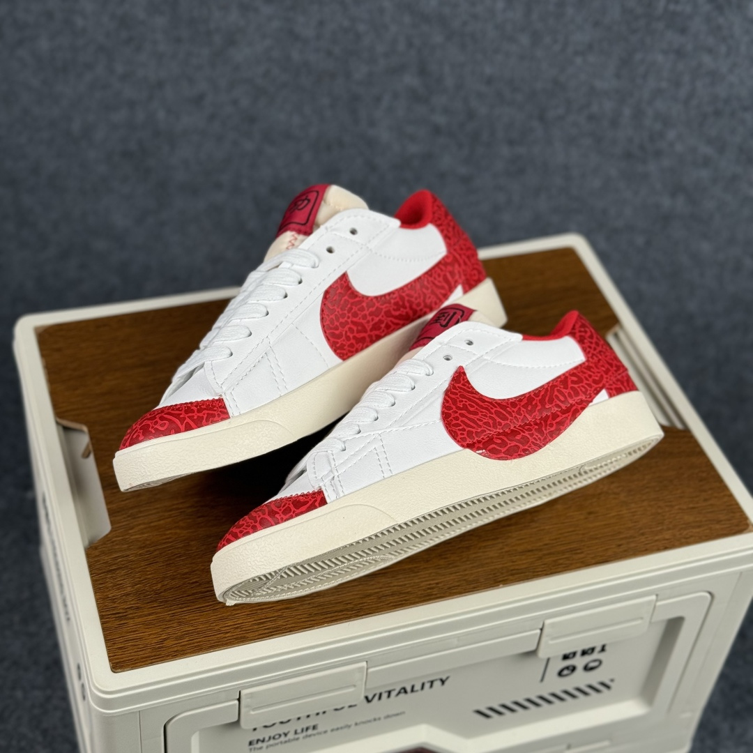 160 Nike Blazer Low '77 Jumbo 马年限定 定制开拓者 低帮休闲运动板鞋 QD1470-141