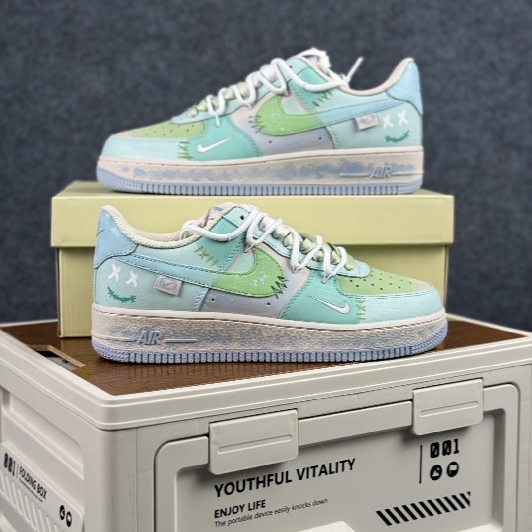260 Nike Air Force 1'07 Low 手绘涂鸦 薄荷漫绘 空军一号低帮休闲板鞋 DB3301-919-Chinese UA Cheap High Quatity Brand Clothes Bags handbags Sneakers wholesale wholesaler seller from China Factory suppliers Fashion Clothing Shoes best Quality Beautiful Price 260 Nike Air Force 1'07 Low 手绘涂鸦 薄荷漫绘 空军一号低帮休闲板鞋 DB3301-919
