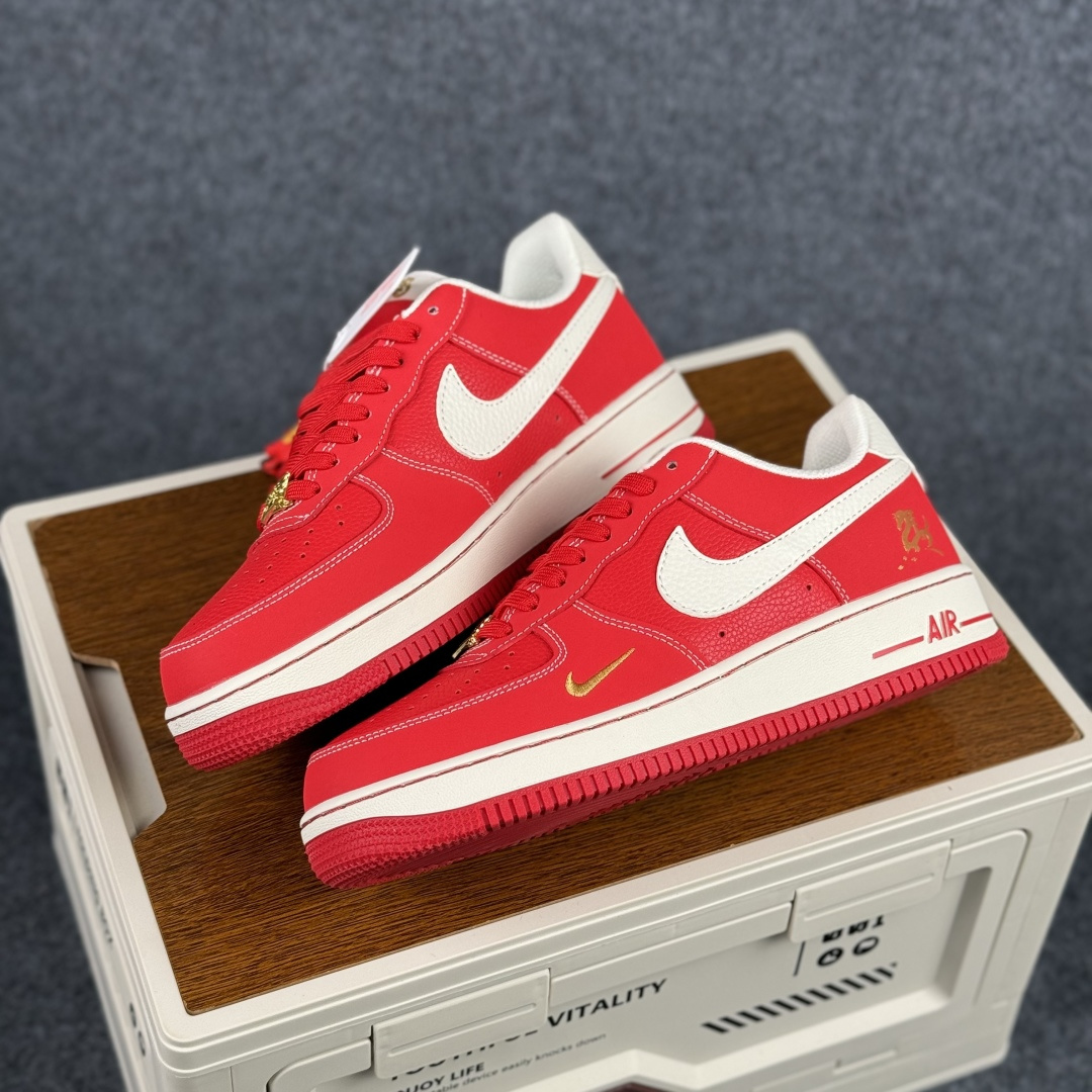 260 Nike Air Force 1'07 Low 马年限定 丹红凝金 空军一号低帮休闲板鞋 NH0601-523