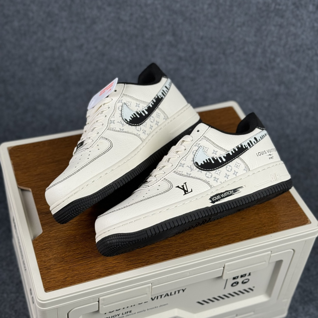 260 Nike Air Force 1'07 Low 经典白黑配色 空军一号低帮休闲板鞋 KG6699-F31-Chinese UA Cheap High Quatity Brand Clothes Bags handbags Sneakers wholesale wholesaler seller from China Factory suppliers Fashion Clothing Shoes best Quality Beautiful Price 260 Nike Air Force 1'07 Low 经典白黑配色 空军一号低帮休闲板鞋 KG6699-F31