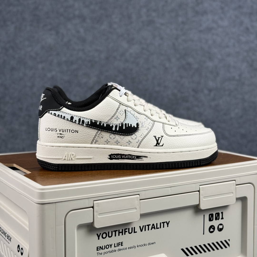 260 Nike Air Force 1'07 Low 经典白黑配色 空军一号低帮休闲板鞋 KG6699-F31-Chinese UA Cheap High Quatity Brand Clothes Bags handbags Sneakers wholesale wholesaler seller from China Factory suppliers Fashion Clothing Shoes best Quality Beautiful Price 260 Nike Air Force 1'07 Low 经典白黑配色 空军一号低帮休闲板鞋 KG6699-F31